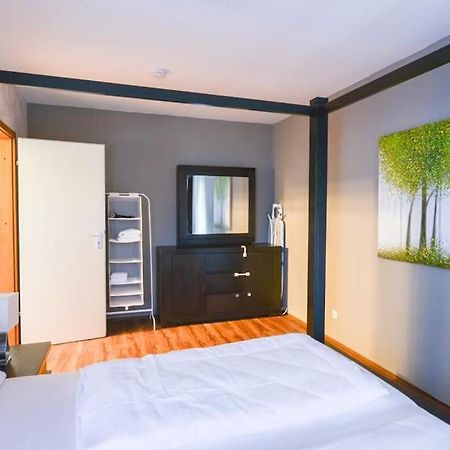 Comfortable 3 Room Apartment, Ideal For Messe Fair Hannover Kültér fotó